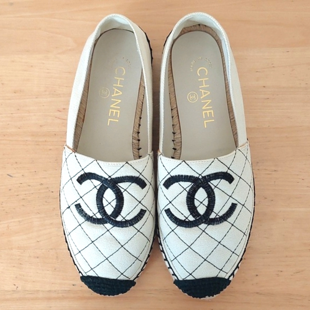 Chanel Cream White and Black Canvas Espadrilles